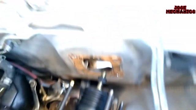 2004 Nissan Xterra 3.3 Cómo cambiar el booster (How to change the power brake booster)