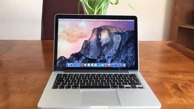 AWESOME !!! MacBook Pro With Touch Bar 13 Inch, Mid 2017