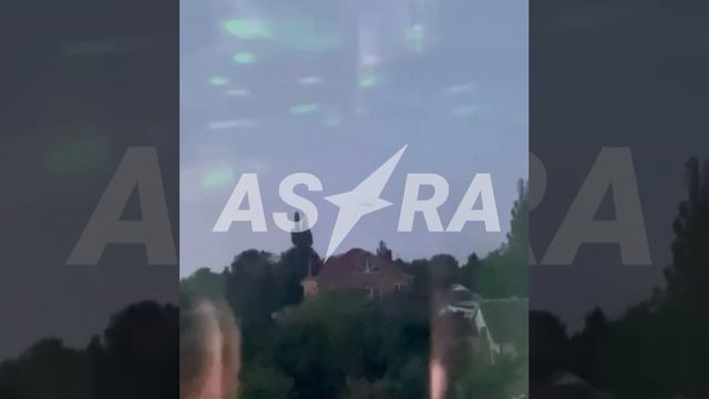 Ещё видео с моментом атаки БПЛА на НПЗ в Славянске-на-Кубани Краснодарского края !!!