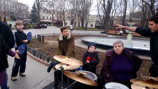 Тиха!) ША!)...Баба Маня всех строит!) или Разборки по ОДЕССКИ)))