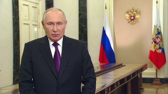 Владимир Путин поздравил учителей с праздником