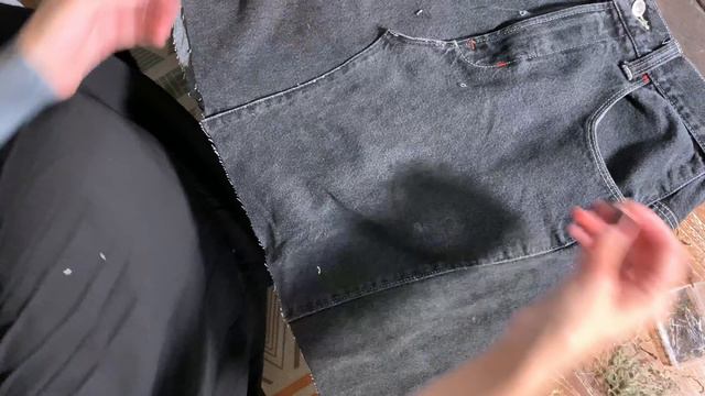 DIY | Как сделать юбку из джинсов за час + как легко уменьшить вещь в талии
