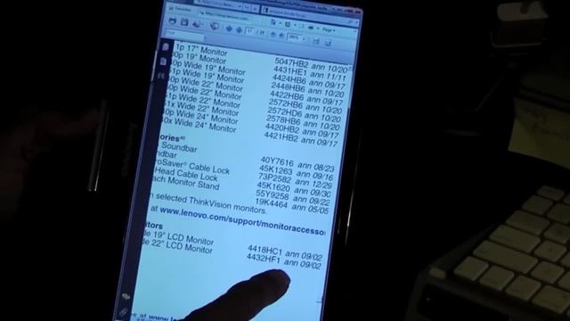 Lenovo S10-3t Using E-Reading with Multi-Touch