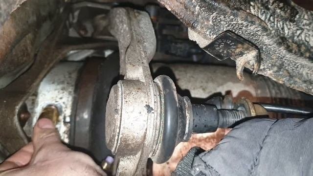 Замена клапана пневмоподвески на фольксваген туарег часть 2