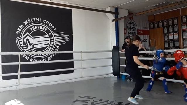 Бой 6-7 лет 21кг Давыдов Павел (Медведь) VS Скурятин Игорь (Актион Форс) #ЮныйУдарник Паша ??????