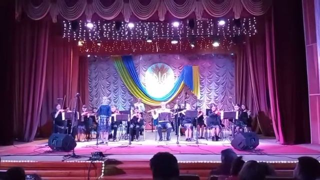 Каріна Савчук Маневицька школа мистецтв Колискова "Ой,ходить сон"аранж.О.Скрипки