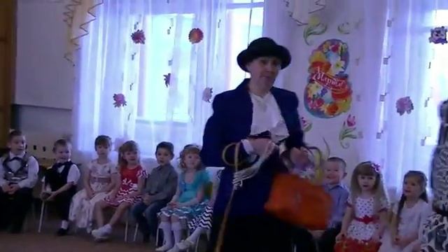 Праздник 8 марта во второй средней группе