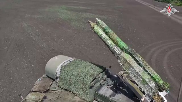 🔎 Расчеты ЗРК «Бук-М1» сбили реактивные снаряды HIMARS на Южно-Донецком направлении

По словам зени