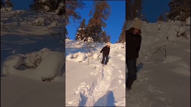 Вокруг отеля Русь на снегоступах
