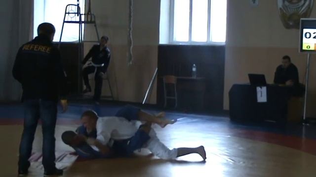 Игорь Корчуков ("Gracie Barra" Харьков) 1я схватка. Чемпионат Украины по БДД 13.12.2014