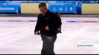 Во дворце спорта Ярыгина завершается подготовка льда для кёрлинга