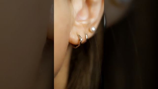 HUGGIE HOOPS EAR STYLING