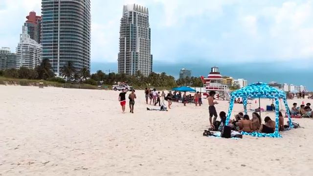 Шерри Иностранная замедленная съемка - Haute Gala - Неделя плавания в Майами