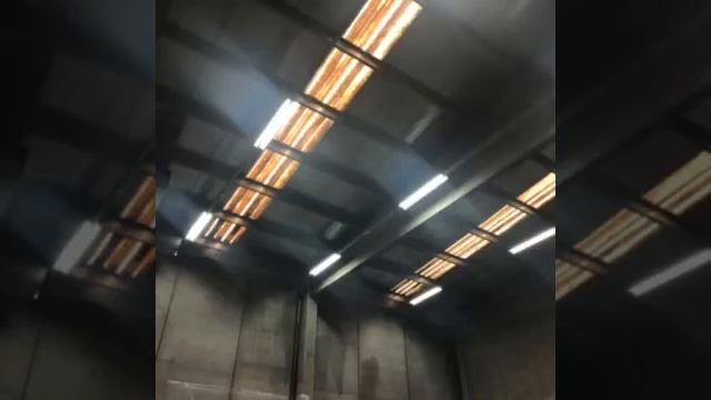 MONTCADA I REIXAC  NAVE CON MUELLE 11.750 M2