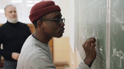 скользский вяз! астрагал! мангольд! ржавый вяз