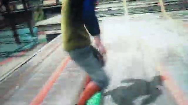 Shaun White Skateboarding Уйти с острова в безопасное место