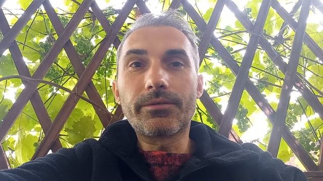 ЗАСТАЛ ЖЕНУ В ПОСТЕЛЕ С ЛЮБОВНИКОМ  Коллекция смешных анекдотов