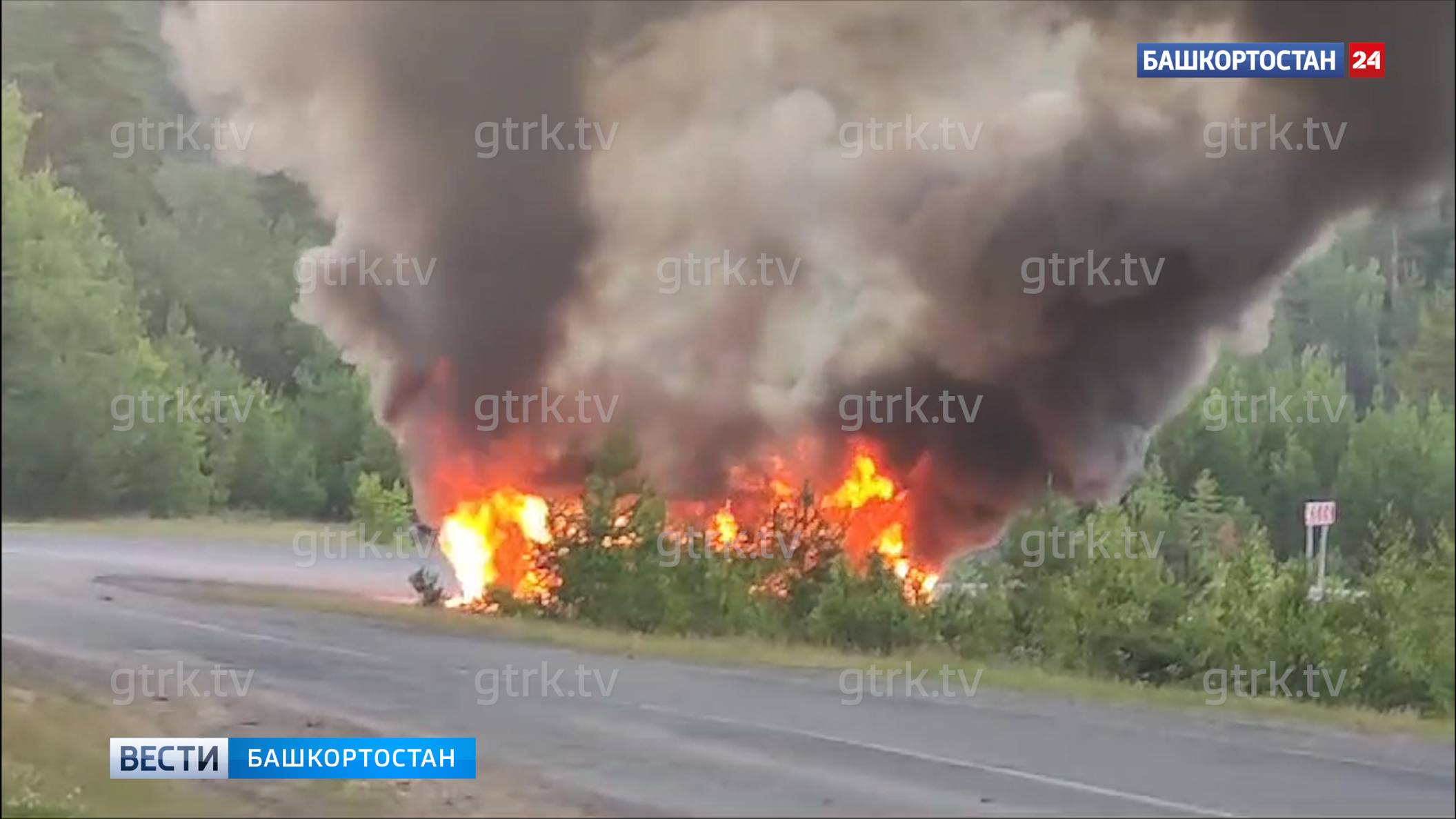 На трассе в Башкирии загорелся пассажирский автобус