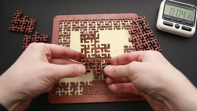 Wooden Fractal Tray Puzzle - Wunderlich Curve 2