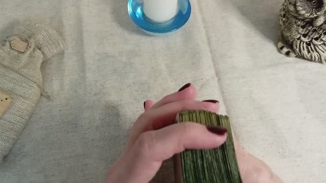СОСТОИТСЯ ЛИ ВСТРЕЧА? / Расклад на ТАРО