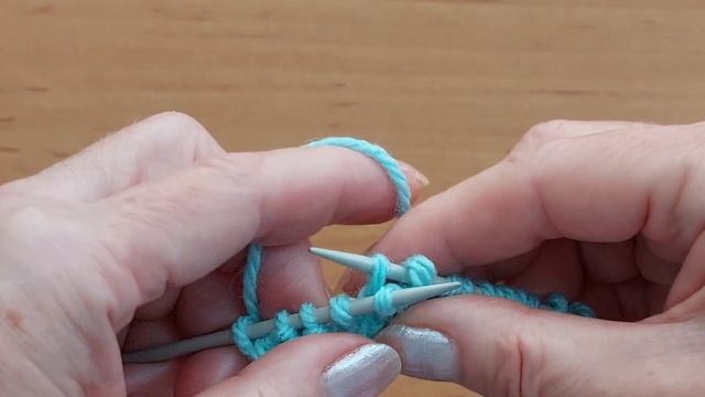 Всего два ряда. Объёмный узор спицами для шапочки, свитера, жилета.