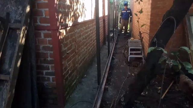 ЗАБОР ИЗ ПРОФНАСТИЛА. Меняем старый листовой забор на новый из профлиста - строительство и монтаж.