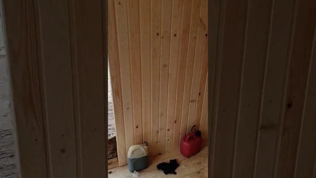 Удлиненная версия мобильной бани размерами 6/2.3 для большой компании)