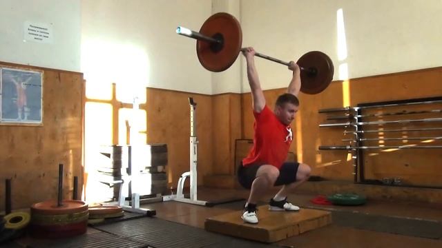 Рывок узким хватом с ямы ENG SUB/ Deficit Snatch with a Clean (narrow) grip