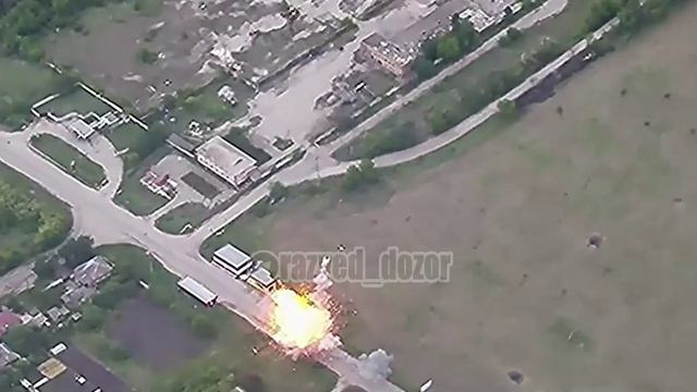 Эпичное уничтожение танка ВСУ FPV-дроном в Волчанске