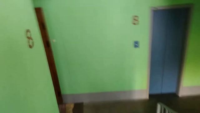 Электрический лифт КМЗ 2008 года выпуска скорость V1 м.с грузоподъёмность 320 кг