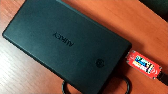 Review AUKEY PB-Y7 - powerbank for MacBook (PD till to 30W)