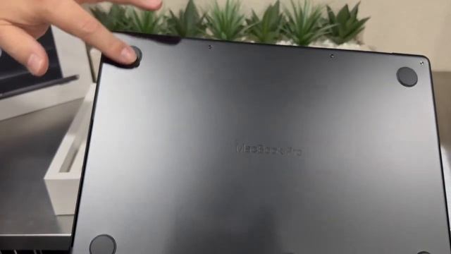 14” MacBook Pro M3 Pro Unboxing - Space Black