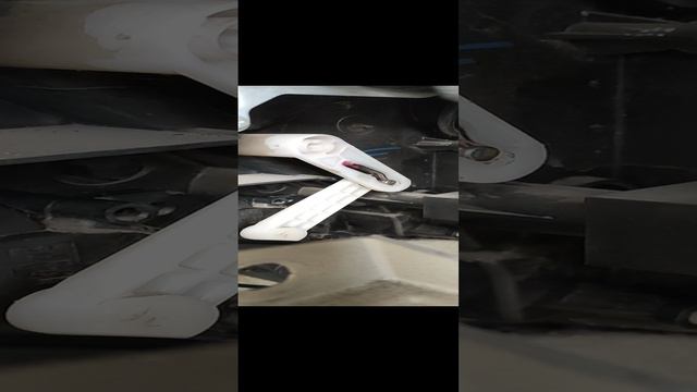 Работа привода климата и привода направления потока. Тойота Авенсис 2008