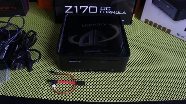 Asrock VisionX I7-8gb-AMD HD8850M (471D-8G256S2T886B)