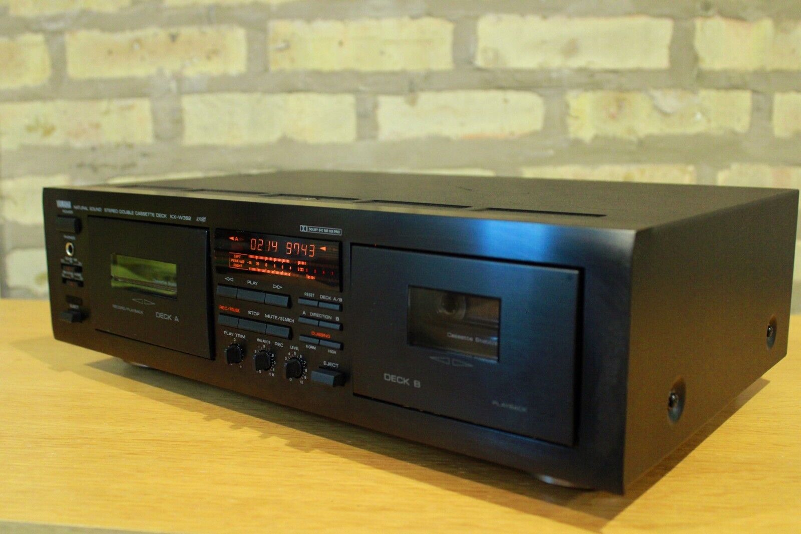 Двойная кассетная дека Yamaha KX-W362 с естественным звуком-Малайзия-1992-год