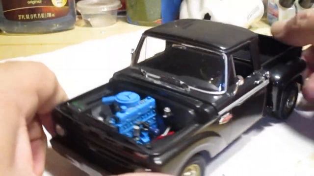 Plastic Models - 1/25 Moebius 1966 Ford F-100 Flareside Pickup - Completed Build Review