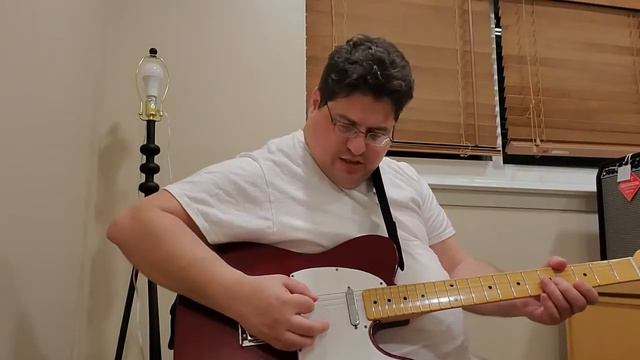 The Moooooooe Diggity Demonstrates an Ibanez PUE5 B