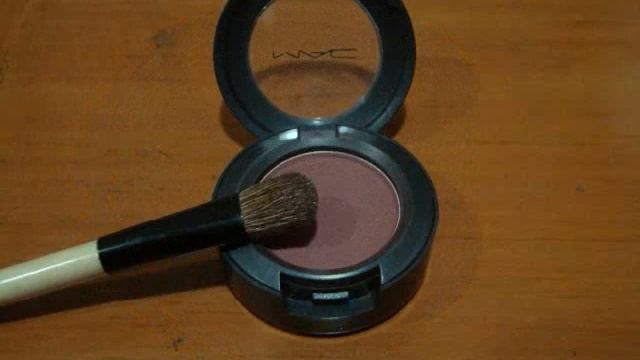The Vampire Diaries: Katherine Pierce makeup  fashion