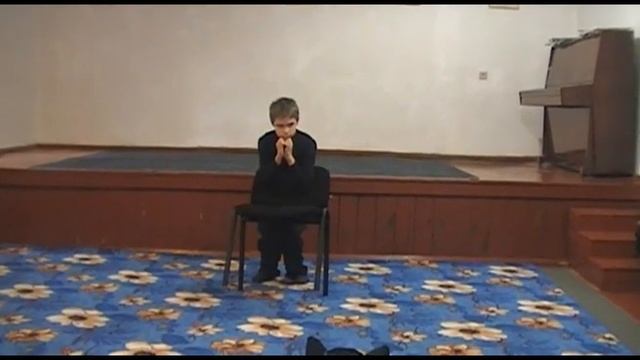 ЭТЮДЫ СО СТУЛОМ.Зачет по сцен движению. ДМШ Угловое конец ноября 2015