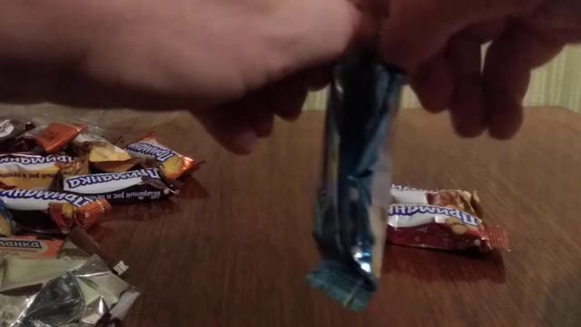 Светофор. Обзор на конфеты́.