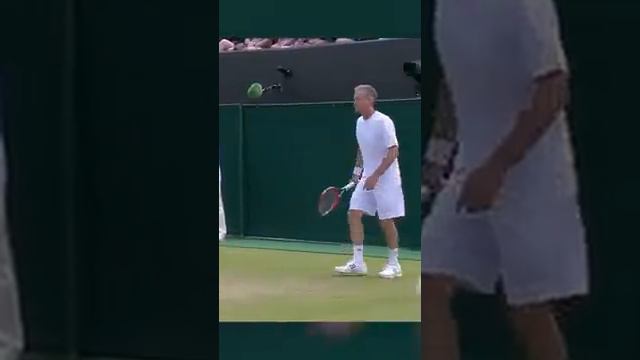🔥Самый невероятный теннисный трюк