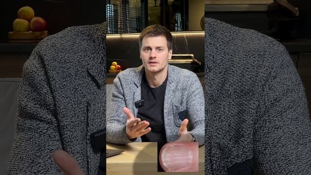 Белые полоски на ногтях скажут вам о... 
Ранняя диагностика по ногтям.