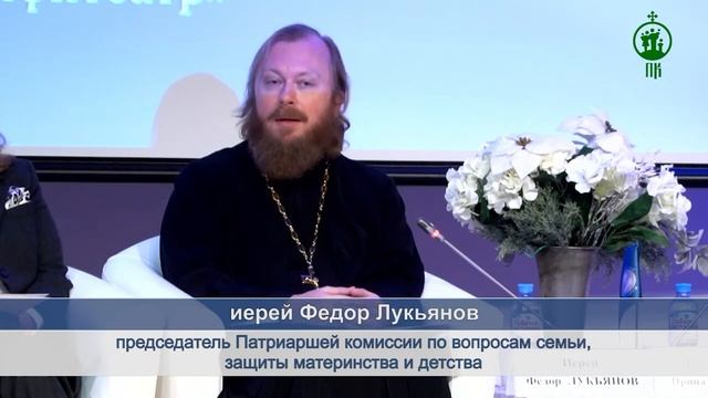 Федеральная информационная кампания: по вакцинации провели, а по многодетности?