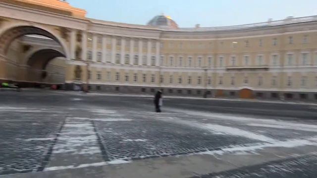 Санкт-Петербург. Съемка себя прилюдно. Преодоление страха. День 8. Дворцовая площадь