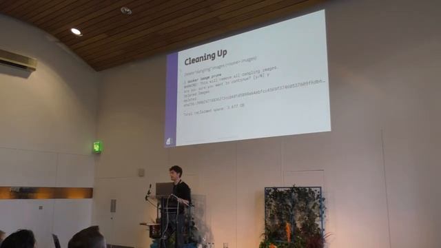 Adrian Mouat - Docker Tips and Tricks (ignite version)