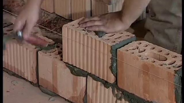 Возведение стен