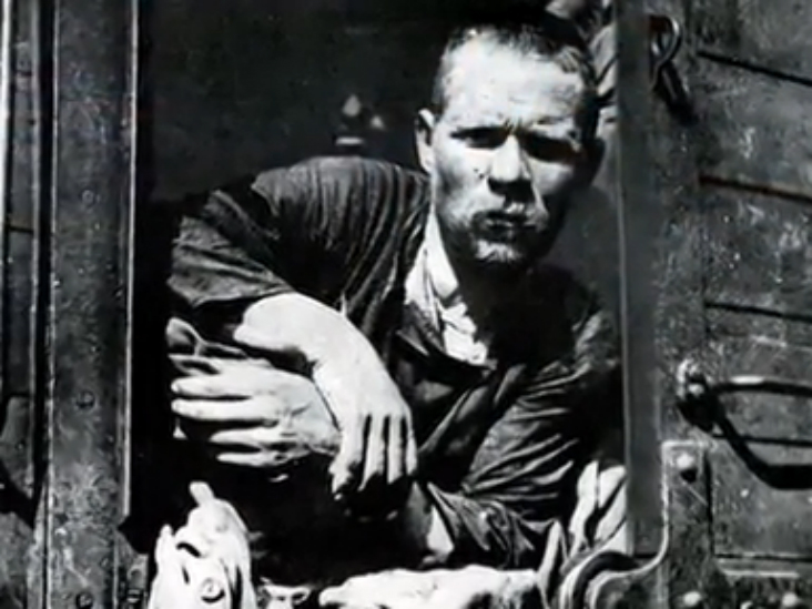 Инструкция перед поездкой за рубеж. В. Высоцкий