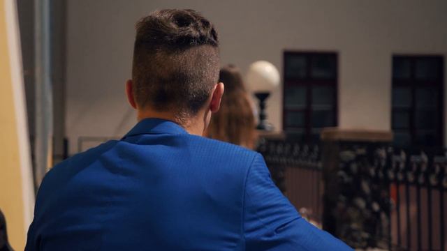 КОГДА ЗАКОНЧИЛ ШКОЛУ