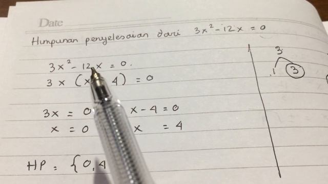 Himpunan penyelesaian dari tiga x kuadrat dikurangi dua belas x sama dengan 0
