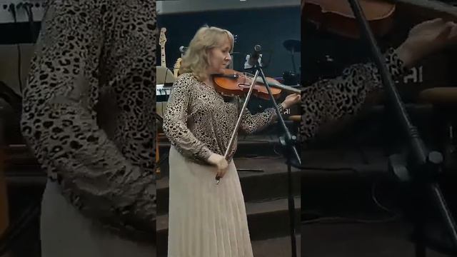Стелла. Скрипка - Татьяна Лотыш,, музыка - Игорь Трофимюк, г Дубно.
